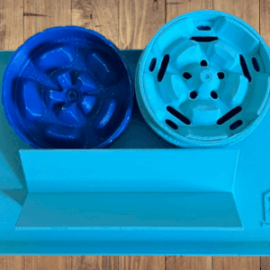 Grinder with Tray
